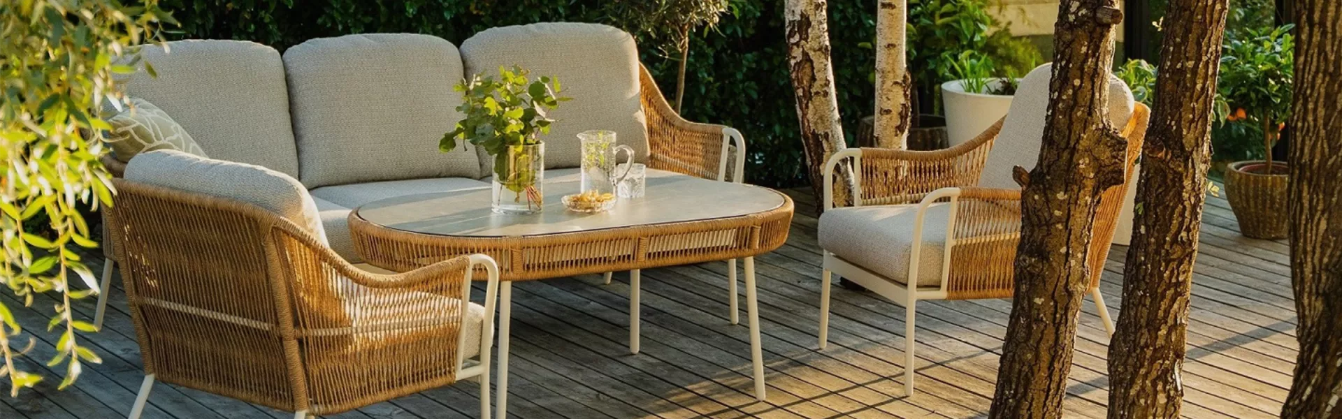 2024 Header Möbelseite (1920 x 650 px).png 2024 Header Möbelseite (1920 x 650 px).png